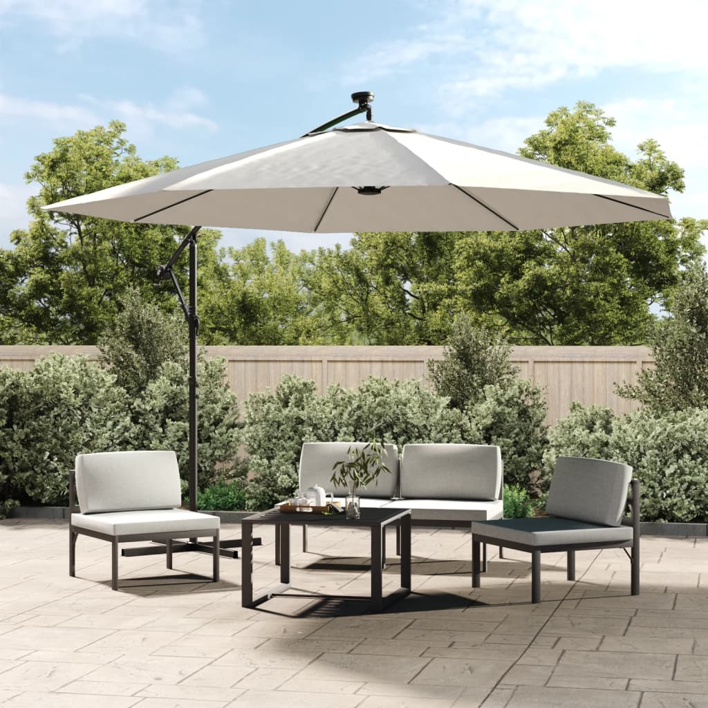 Hengende hageparasoll med LED-lys og metallstang 350 cm sand