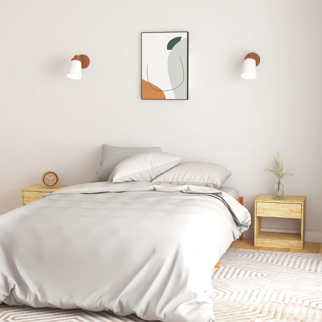 Nattbord 2 stk 40x31x40 cm heltre furu
