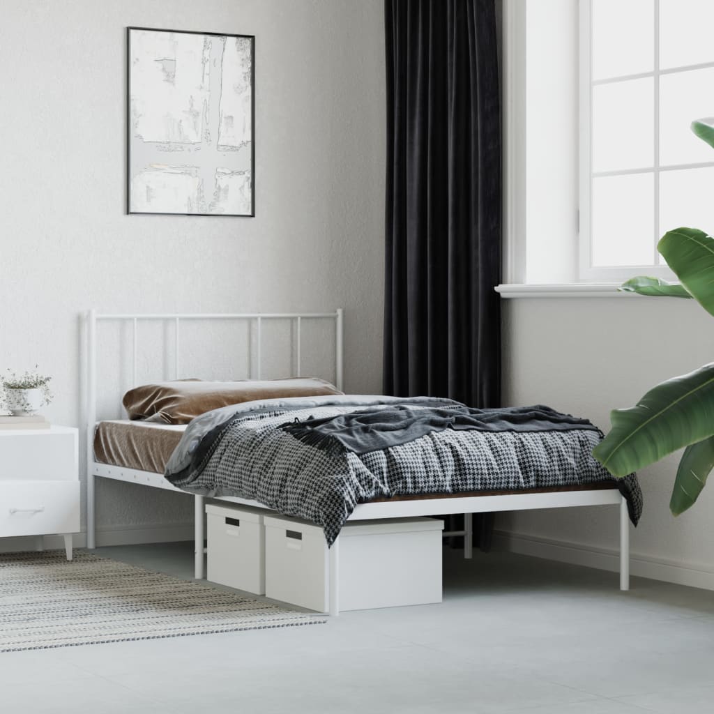 Sengeramme i metall med hodegavl hvit 107x203 cm