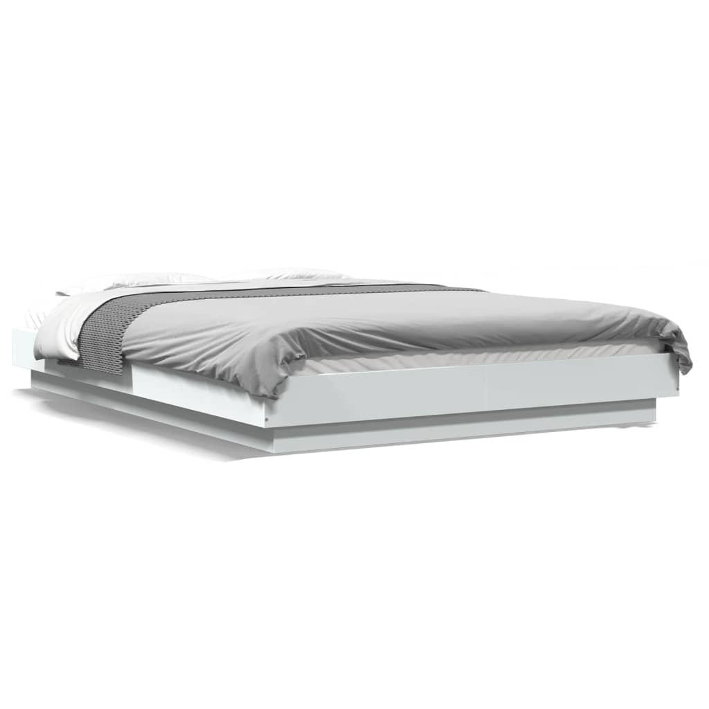 Sengeramme hvit 140x190 cm konstruert tre