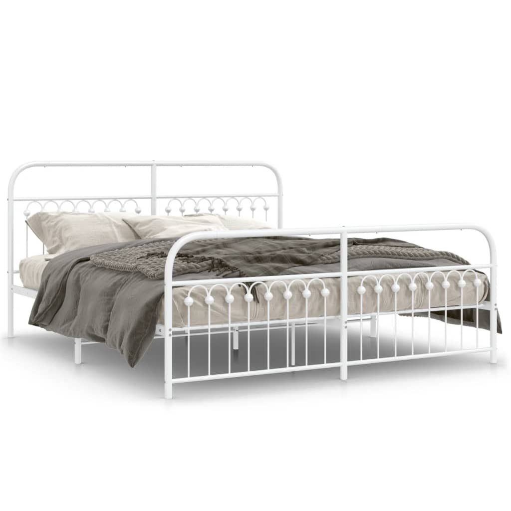 Sengeramme i metall med hode- og fotgavl hvit 183x213 cm