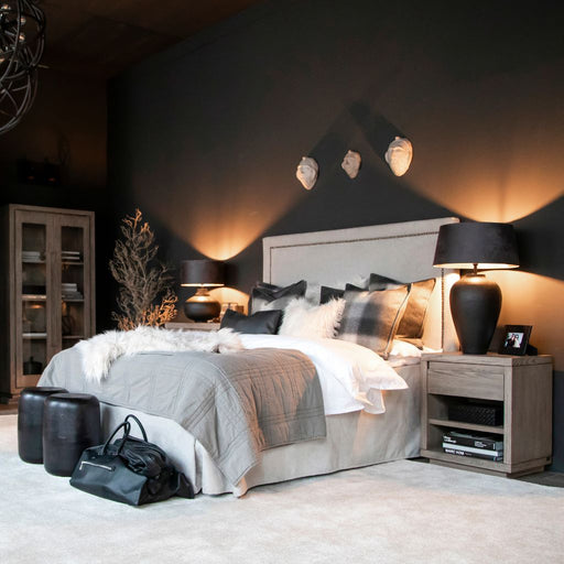 HUNTER bedside table