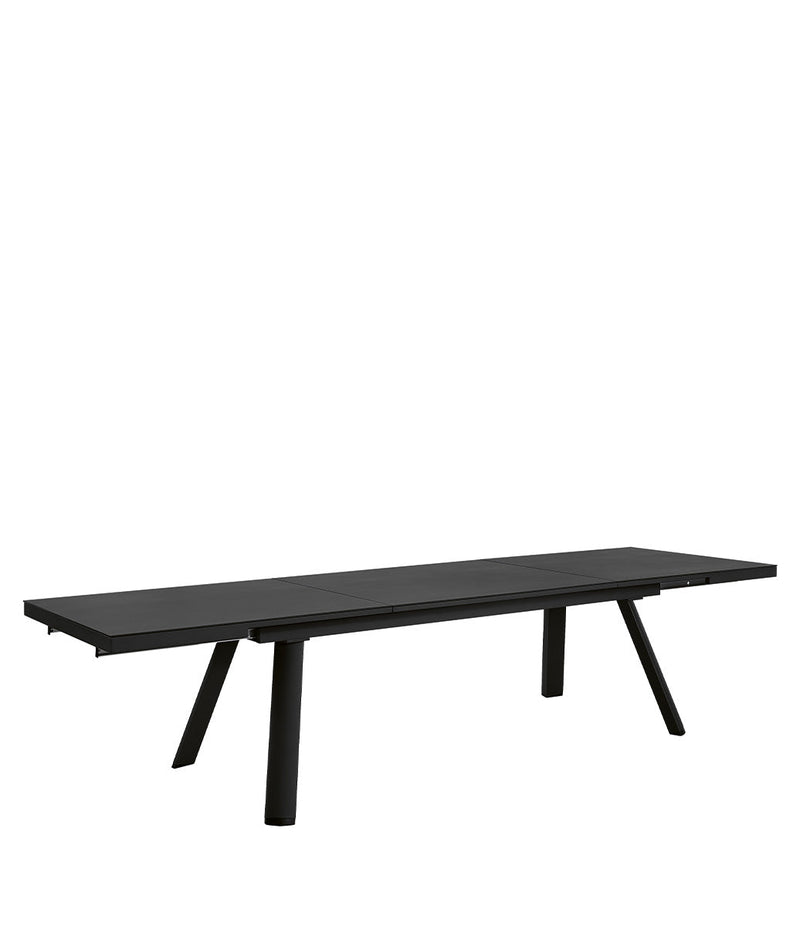 MATERA dining table