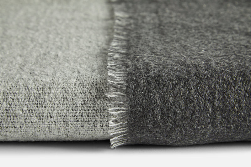 Double throw - Light grey/Dark grey