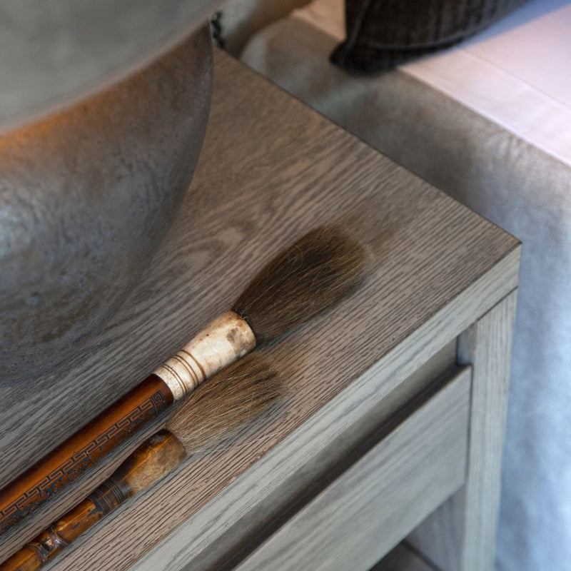 HUNTER bedside table