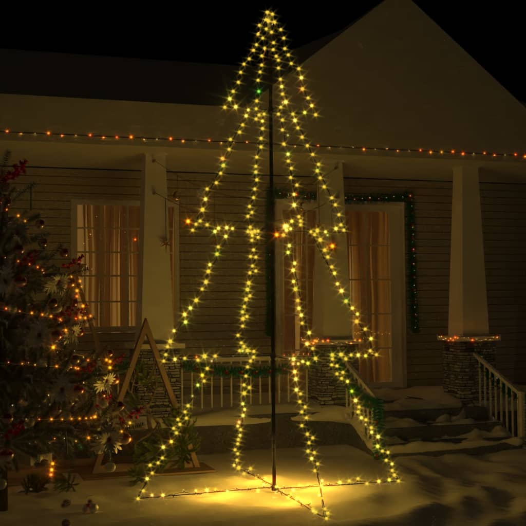 Juletrekjegle 360 LED innendørs og utendørs 143x250 cm