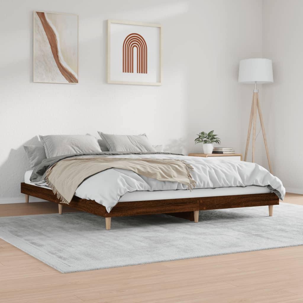Sengeramme brun eik 200x200 cm konstruert tre