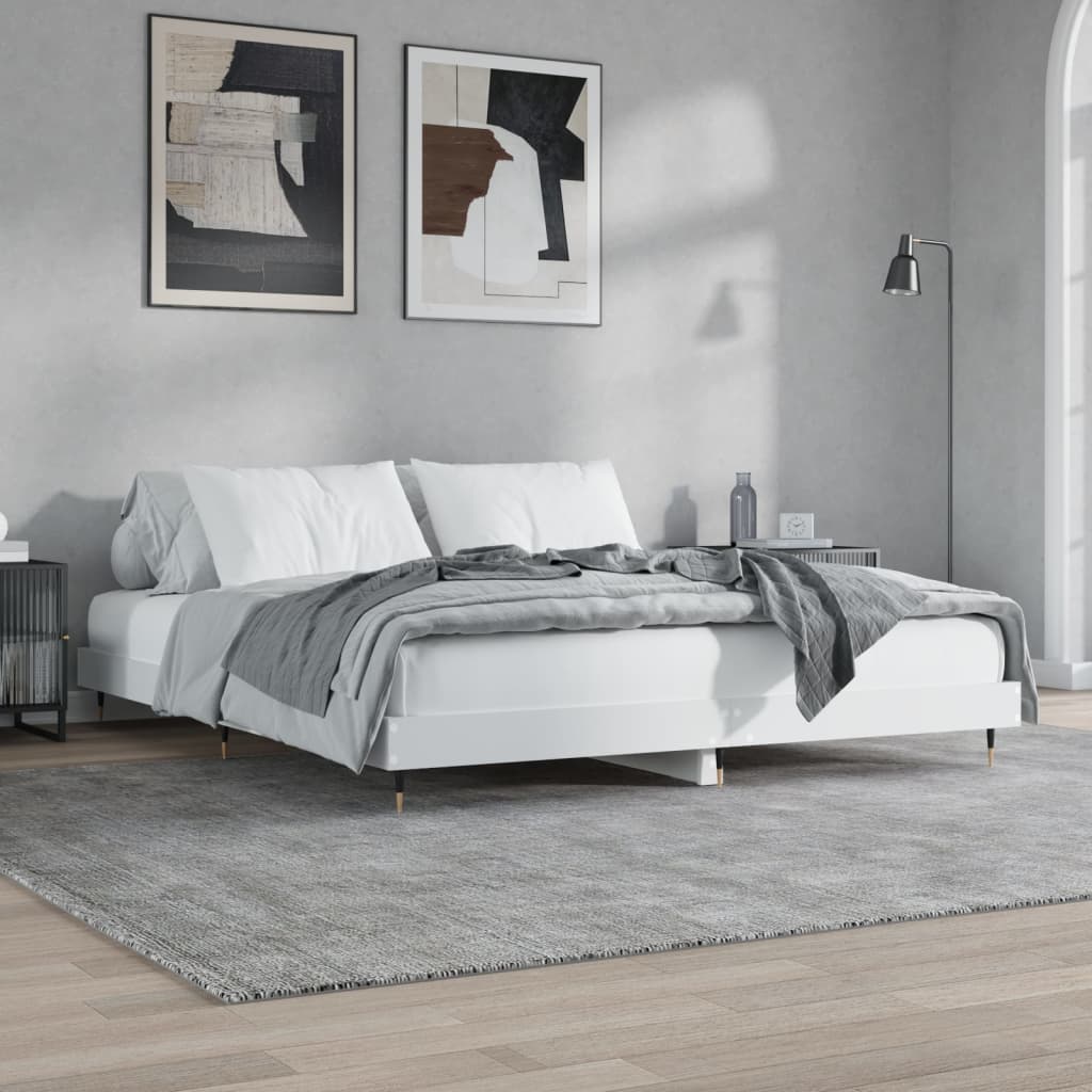 Sengeramme hvit 200x200 cm konstruert tre