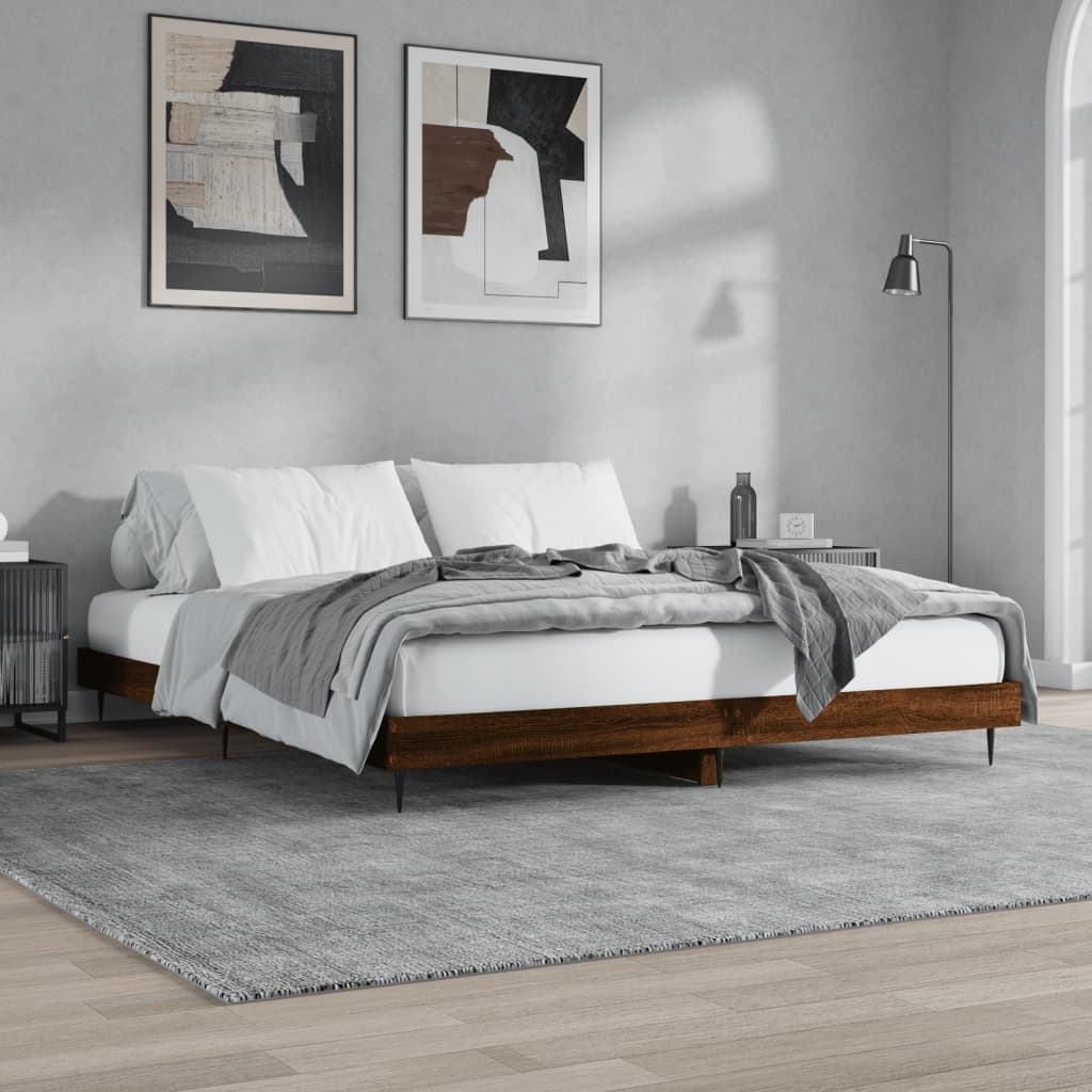 Sengeramme brun eik 200x200 cm konstruert tre