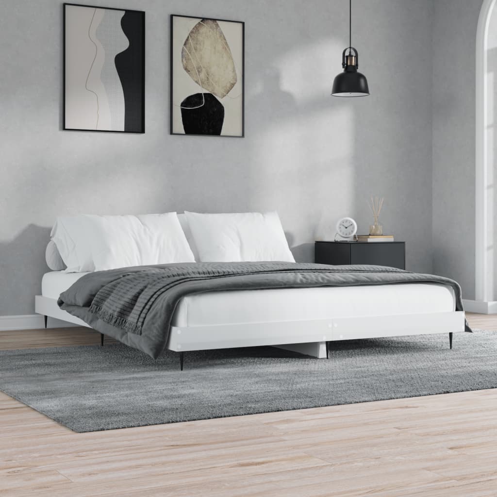 Sengeramme høyglans hvit 180x200 cm konstruert tre