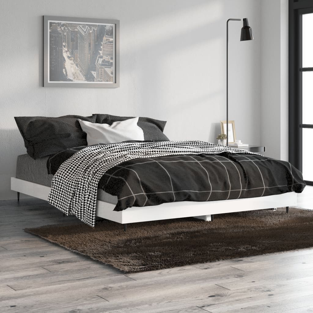Sengeramme høyglans hvit 140x190 cm konstruert tre