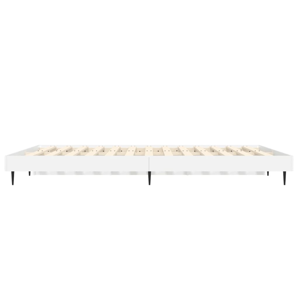 Sengeramme hvit 135x190 cm konstruert tre