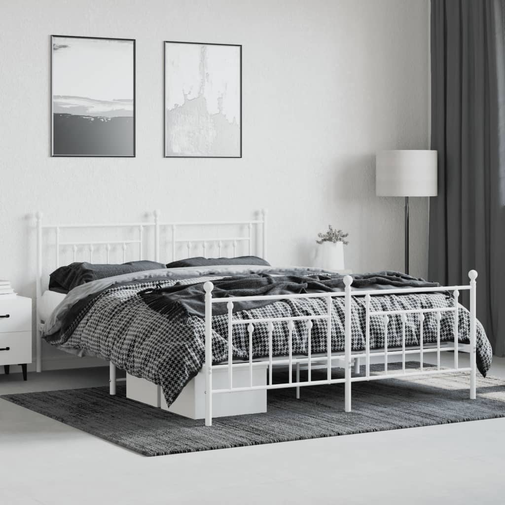 Sengeramme i metall med hode- og fotgavl hvit 183x213 cm