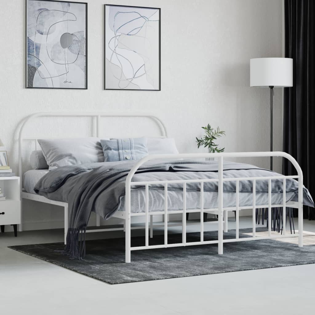 Sengeramme i metall med hode- og fotgavl hvit 135x190 cm