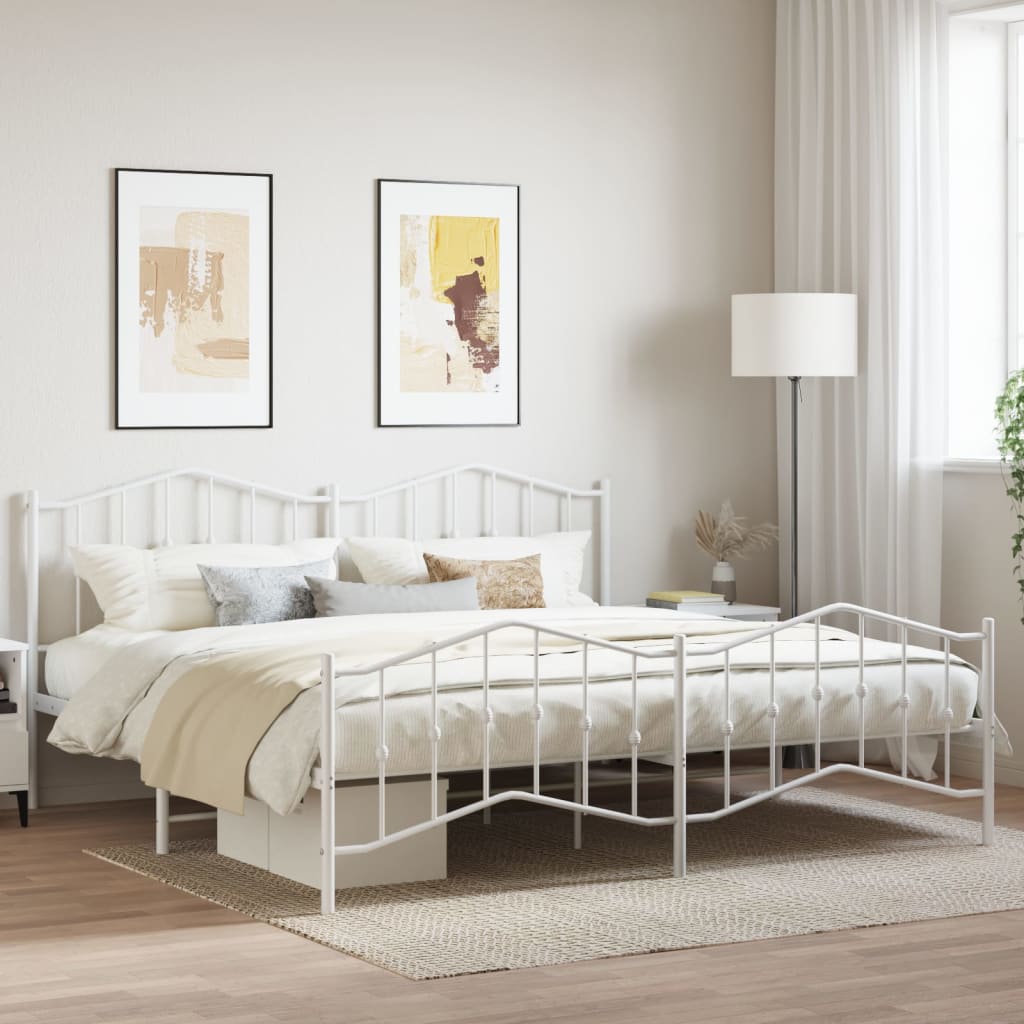 Sengeramme i metall med hode- og fotgavl hvit 193x203 cm