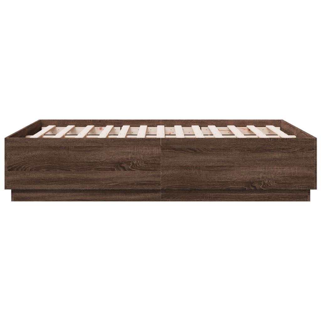 Sengeramme brun eik 135x190 cm konstruert tre