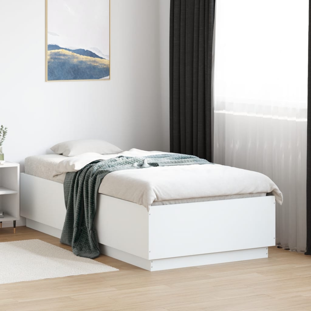 Sengeramme hvit 75x190 cm konstruert tre