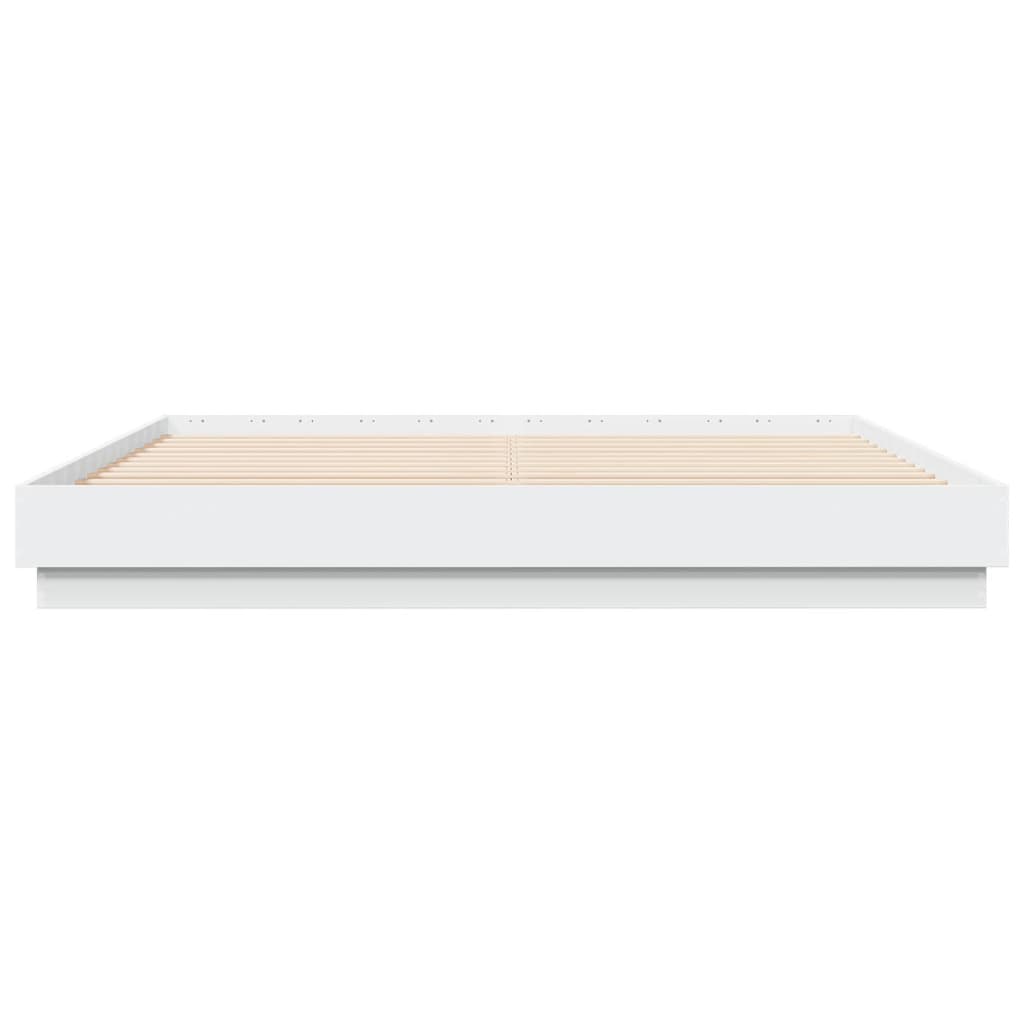 Sengeramme hvit 200x200 cm konstruert tre