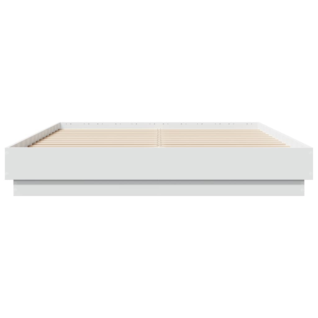Sengeramme hvit 150x200 cm konstruert tre