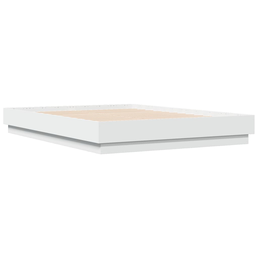 Sengeramme hvit 135x190 cm konstruert tre
