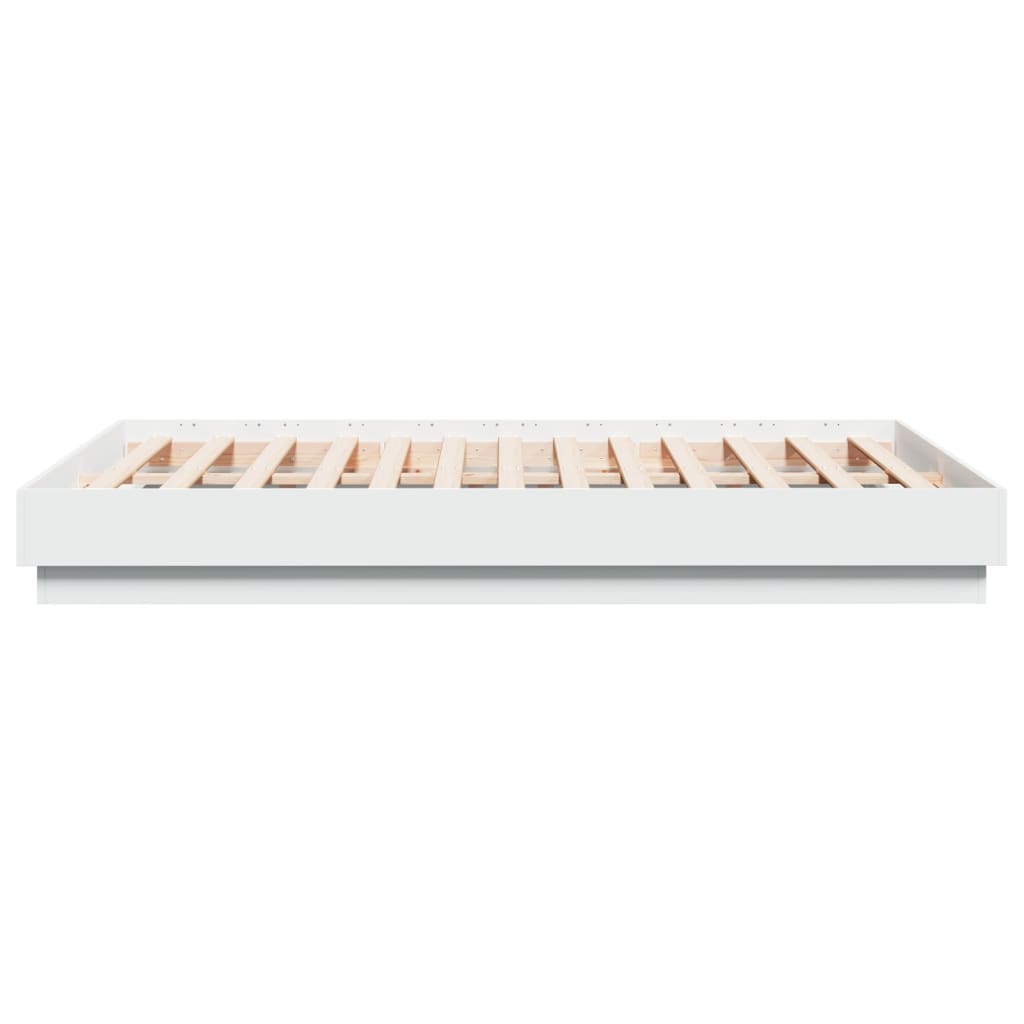 Sengeramme hvit 135x190 cm konstruert tre