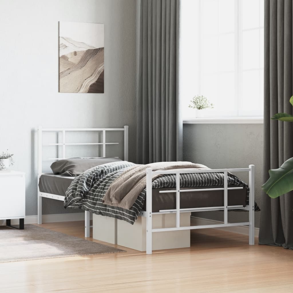 Sengeramme i metall med hode- og fotgavl hvit 90x200 cm