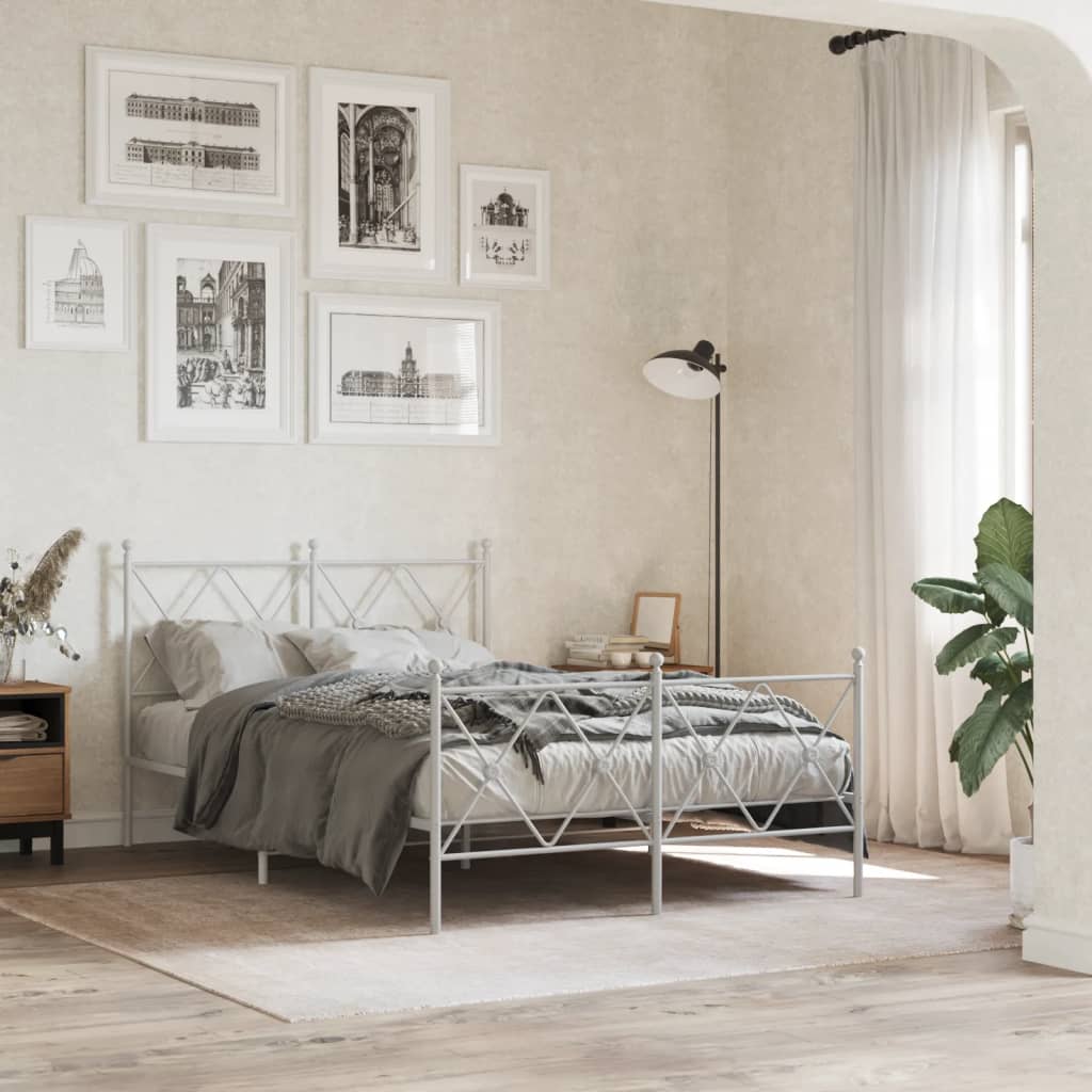 Sengeramme i metall med hode- og fotgavl hvit 120x190 cm
