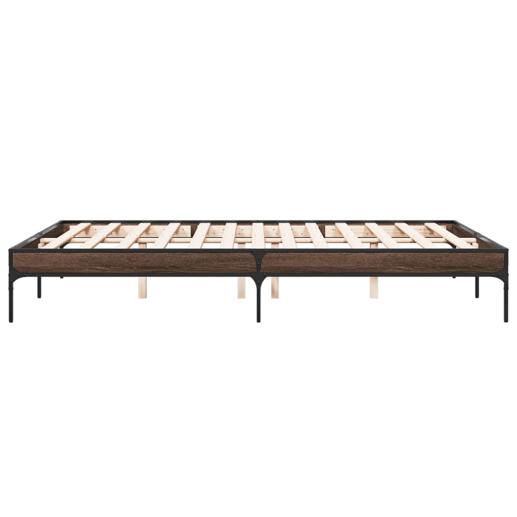 Sengeramme brun eik 140x200 cm konstruert tre og metall