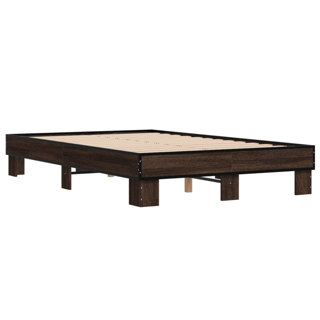 Sengeramme brun eik 135x190 cm konstruert tre og metall