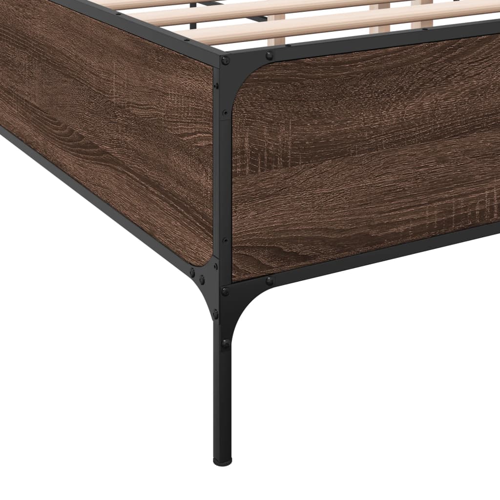 Sengeramme brun eik 120x200 cm konstruert tre og metall