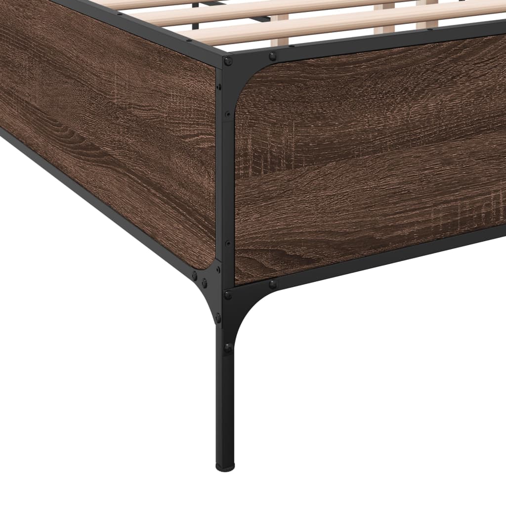 Sengeramme brun eik 140x190 cm konstruert tre og metall