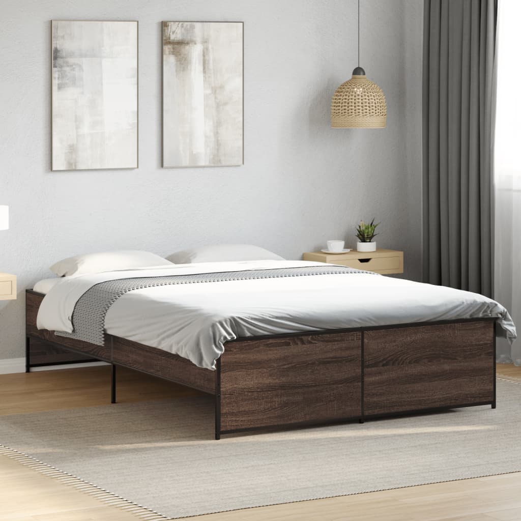Sengeramme brun eik 135x190 cm konstruert tre og metall