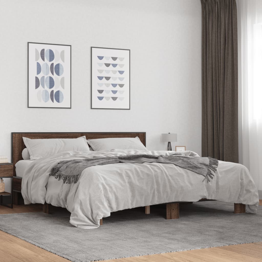 Sengeramme brun eik 200x200 cm konstruert tre og metall