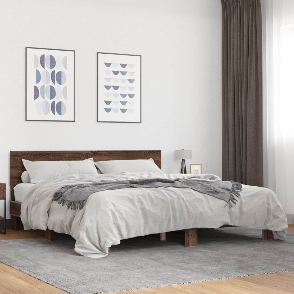 Sengeramme brun eik 200x200 cm konstruert tre og metall
