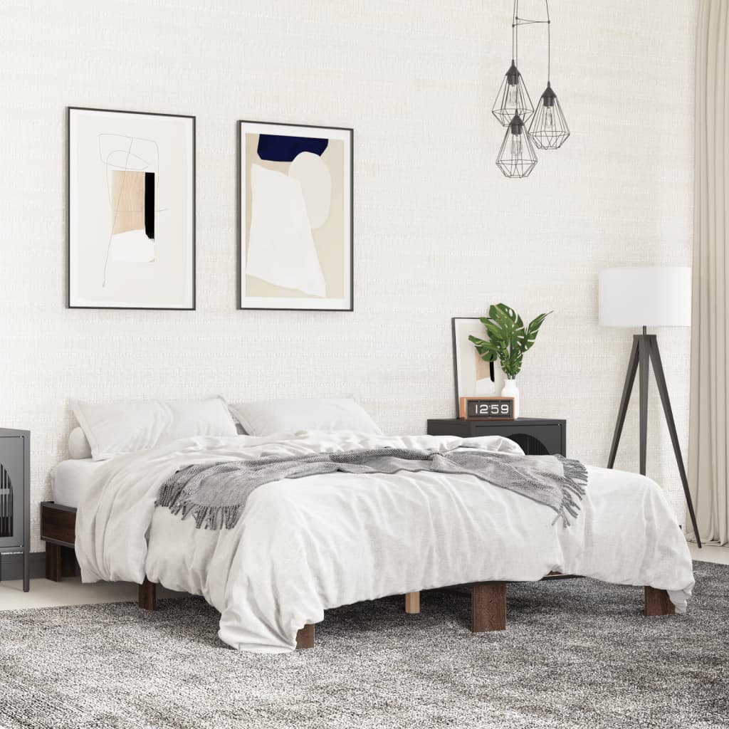 Sengeramme brun eik 150x200 cm konstruert tre og metall