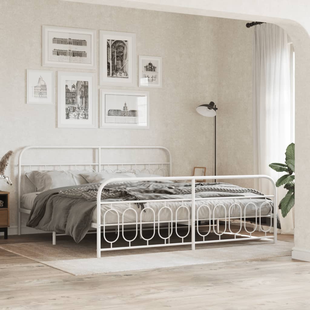 Sengeramme i metall med hode- og fotgavl hvit 200x200 cm