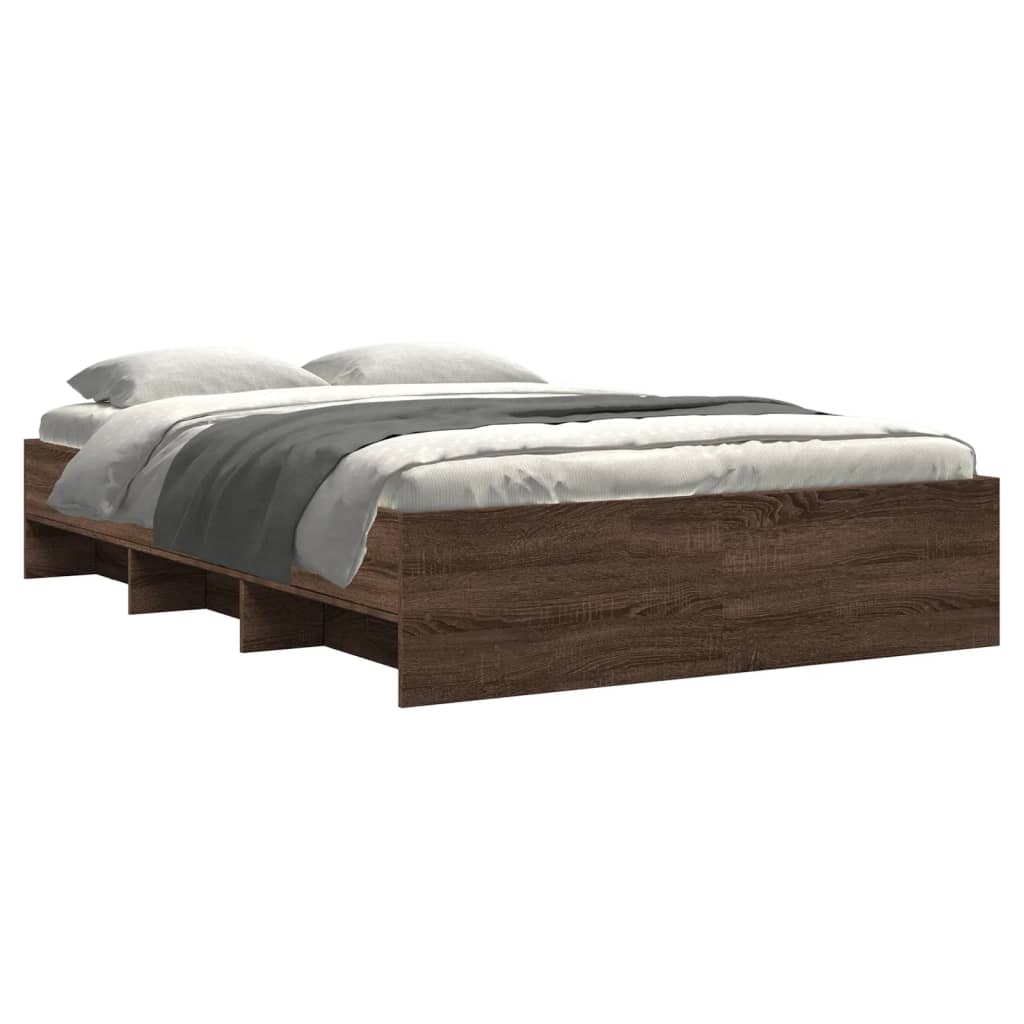 Sengeramme brun eik 135x190 cm konstruert tre