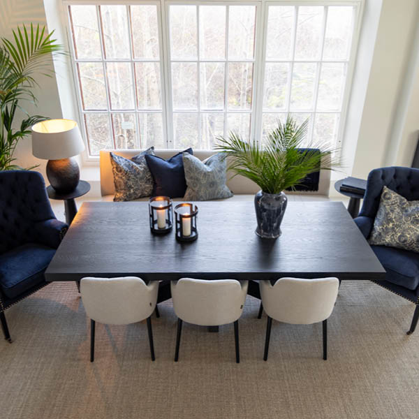 HUNTER Dining table