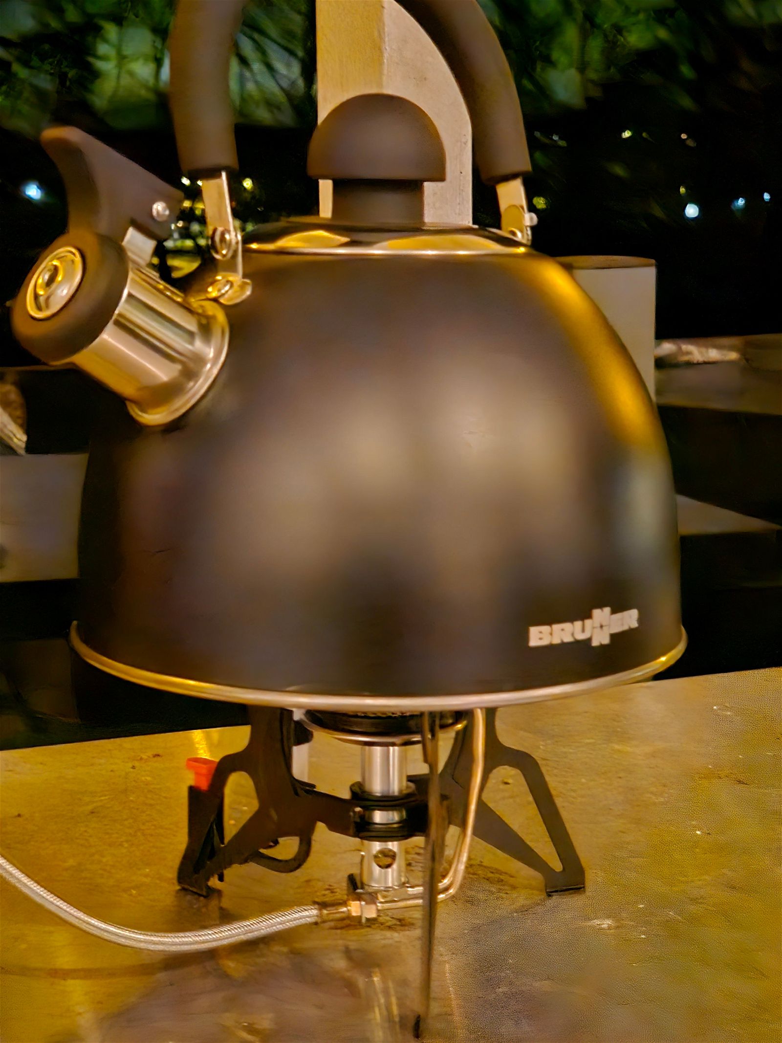 Plystrekjele med isolert håndtak - 1,8 liter kaffekjele - Hjem & Fritidsshoppen.no