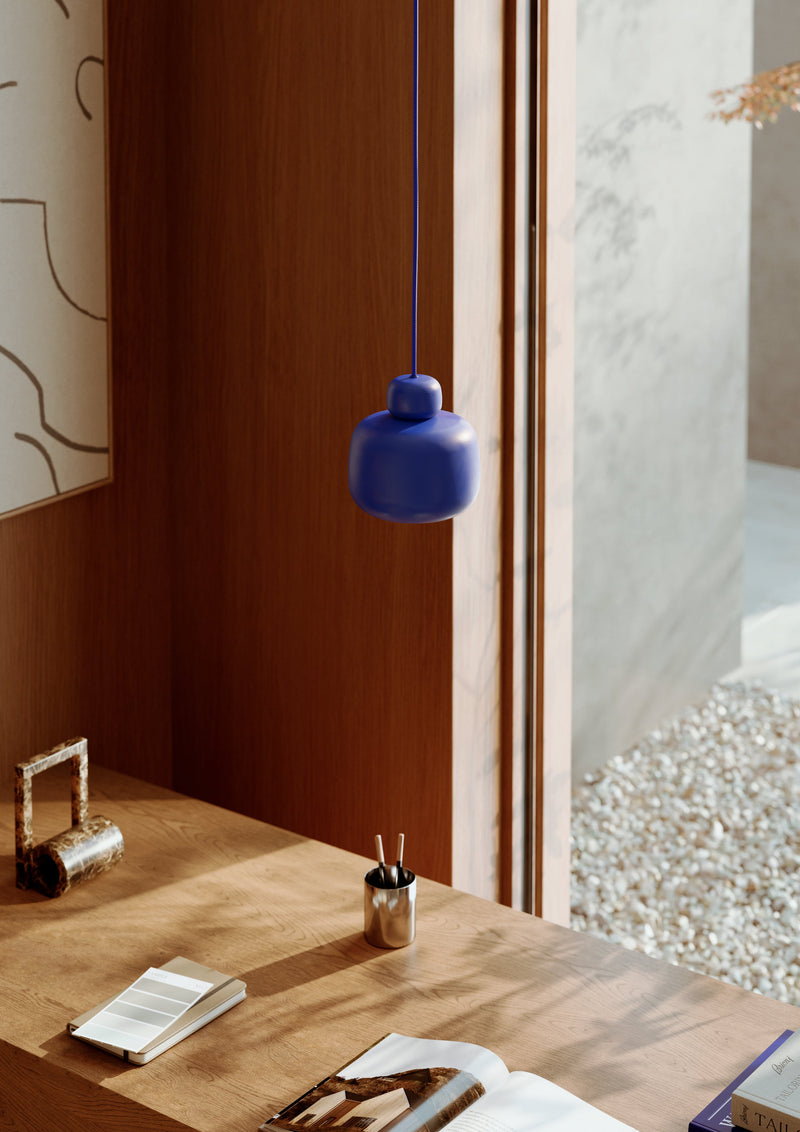 Stone pendellampe (Small) - Cobalt blue