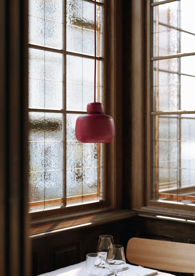 Stone pendellampe (Small) - Deep red