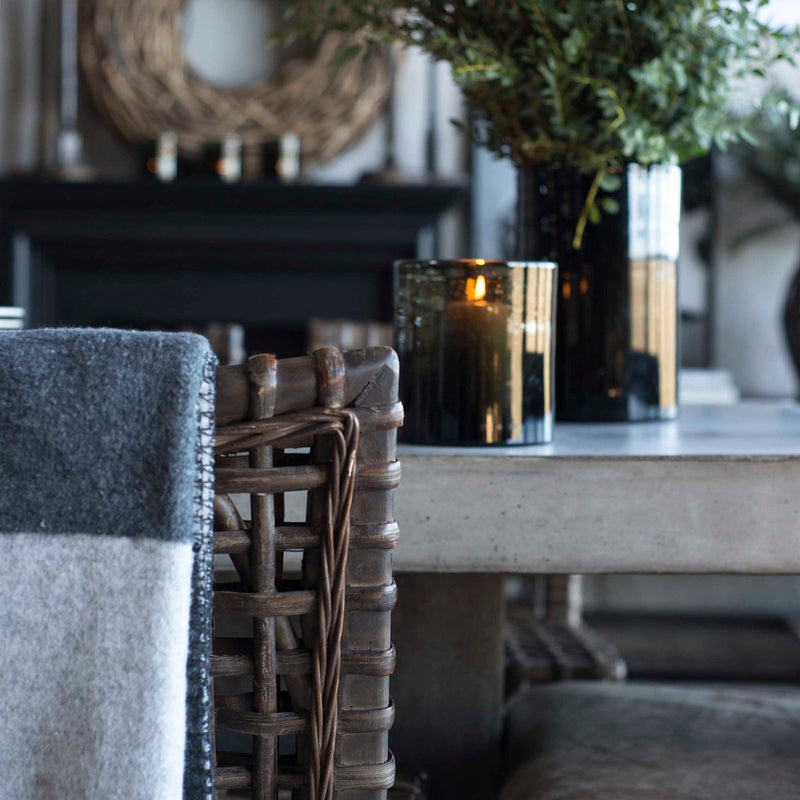 CAMPOS Dining Table