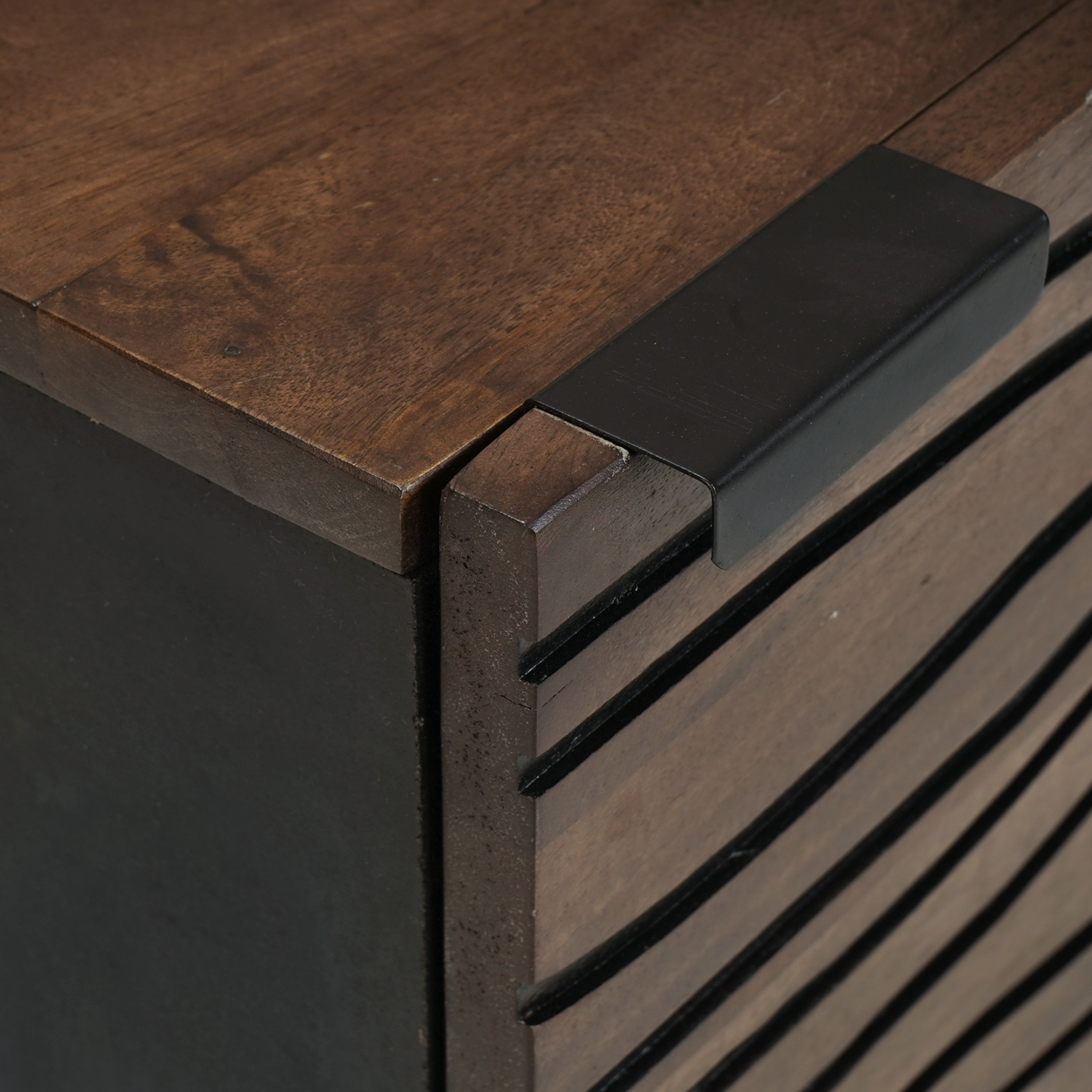 Nattbord 40x33,5x46 cm Solid Mango