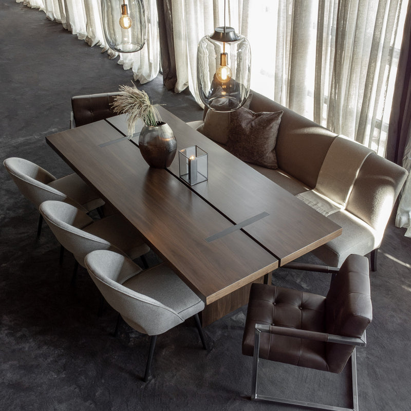 MADDOX Dining table