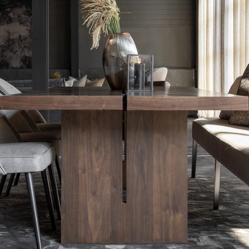 MADDOX Dining table