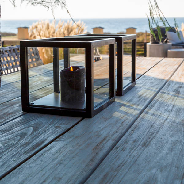 CROSS DINING table
