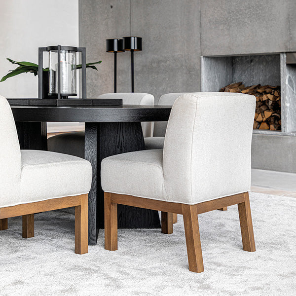 TRENT extendable dining table